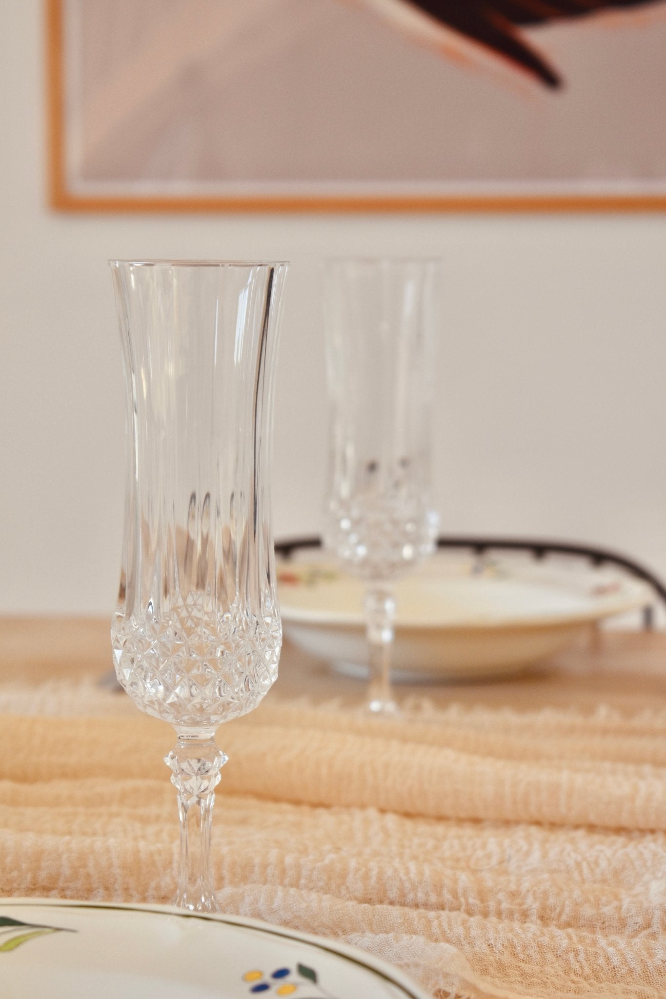 Duo d'assiettes creuses blanches à fleurs « TRÉMIÈRES » - La Recyclerie LS
