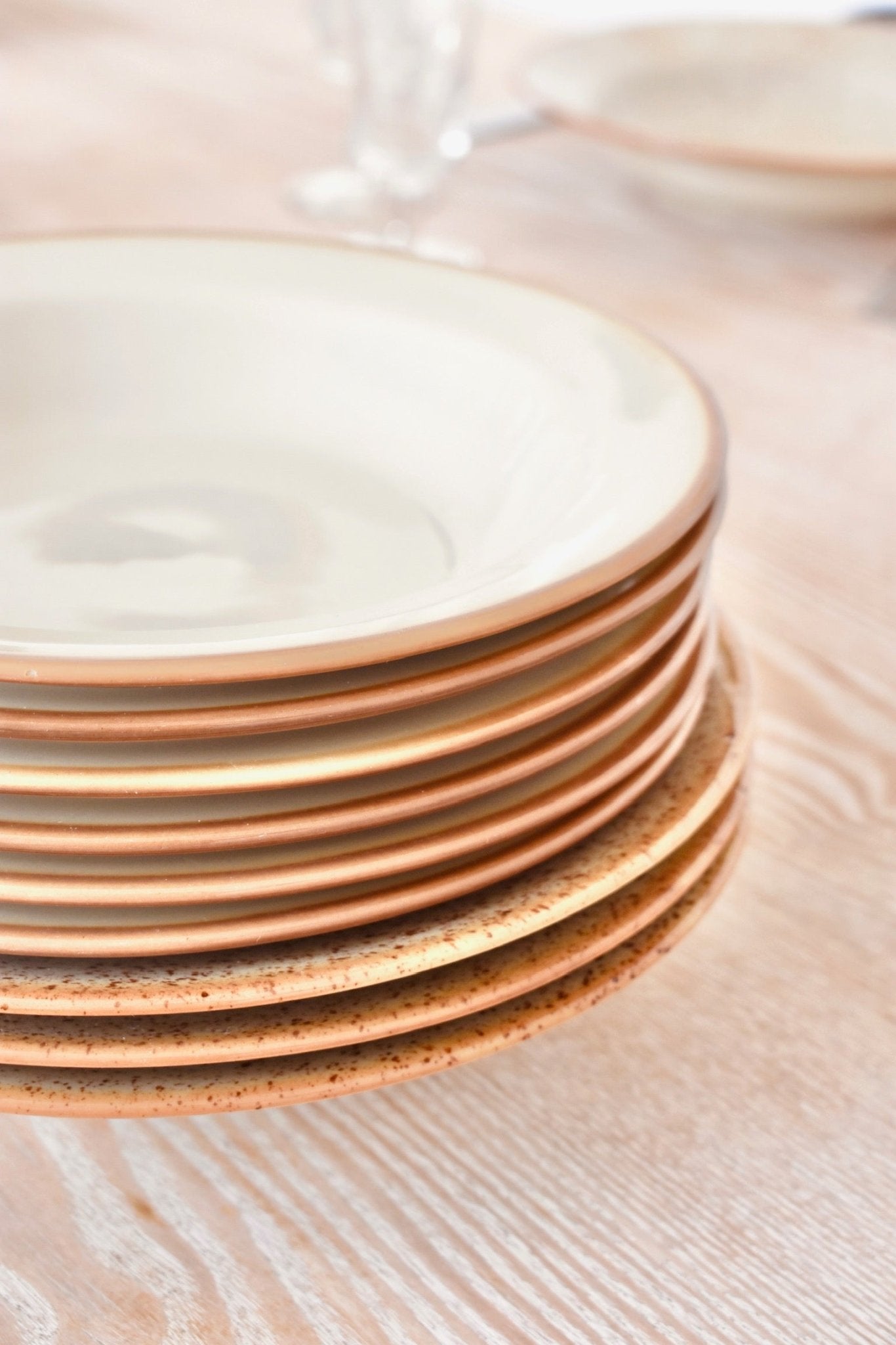 Assiette creuse beige liseré marron « PILAT » - La Recyclerie LS