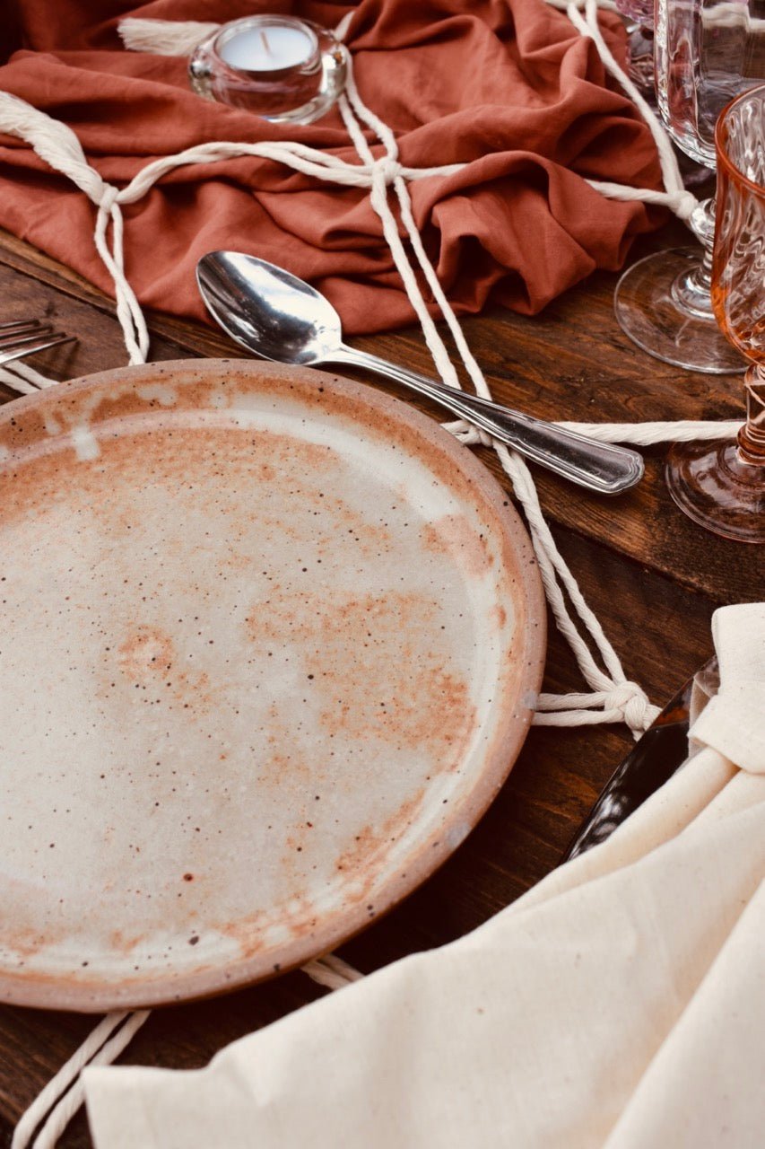 LOCATION Assiette terre cuite - La Recyclerie LS