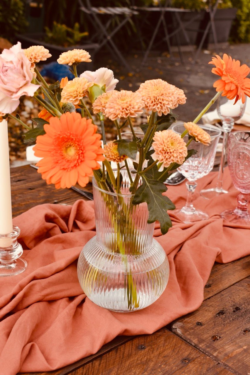 LOCATION Vase en verre strié - La Recyclerie LS