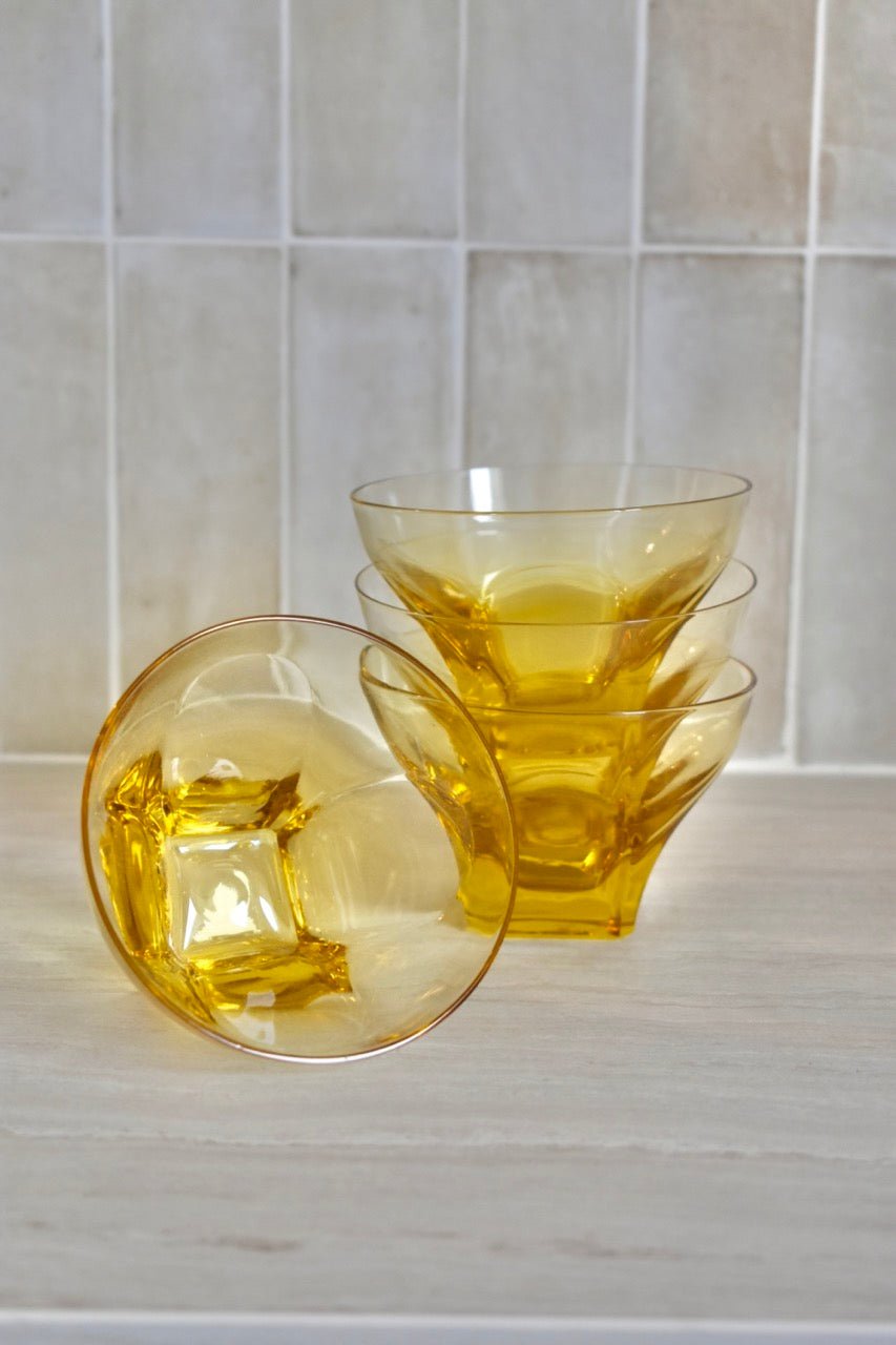 Service de 4 coupes vintage en verre jaune « SUNSHINE » - La Recyclerie LS