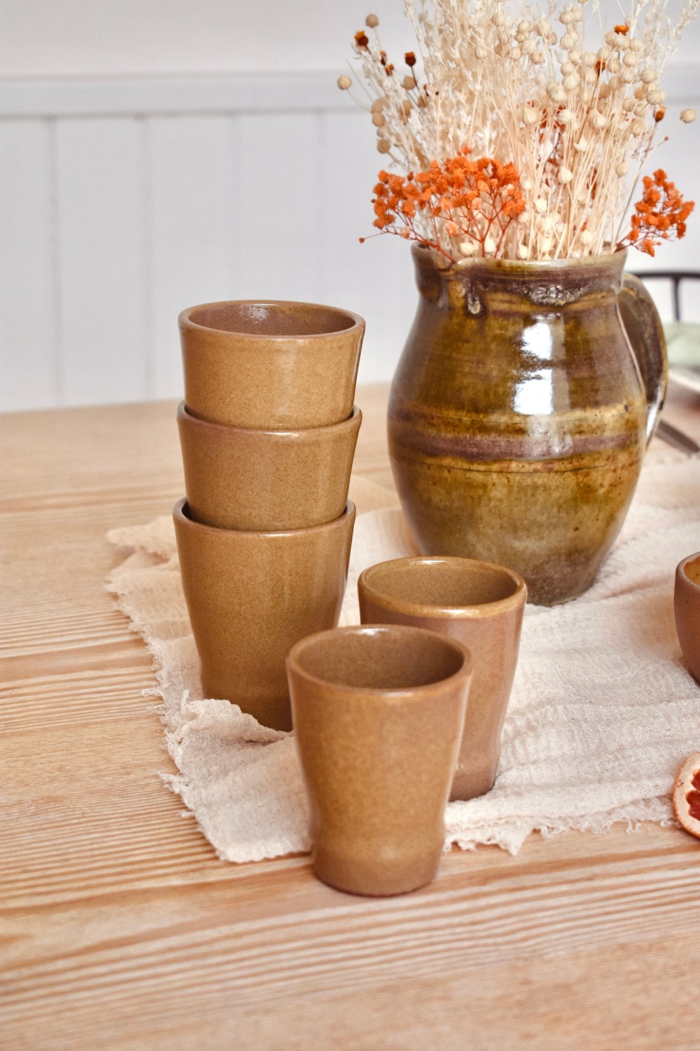 Trio de tasses gobelets en grès taupe « DOUBLE EXPRESSO » - La Recyclerie LS